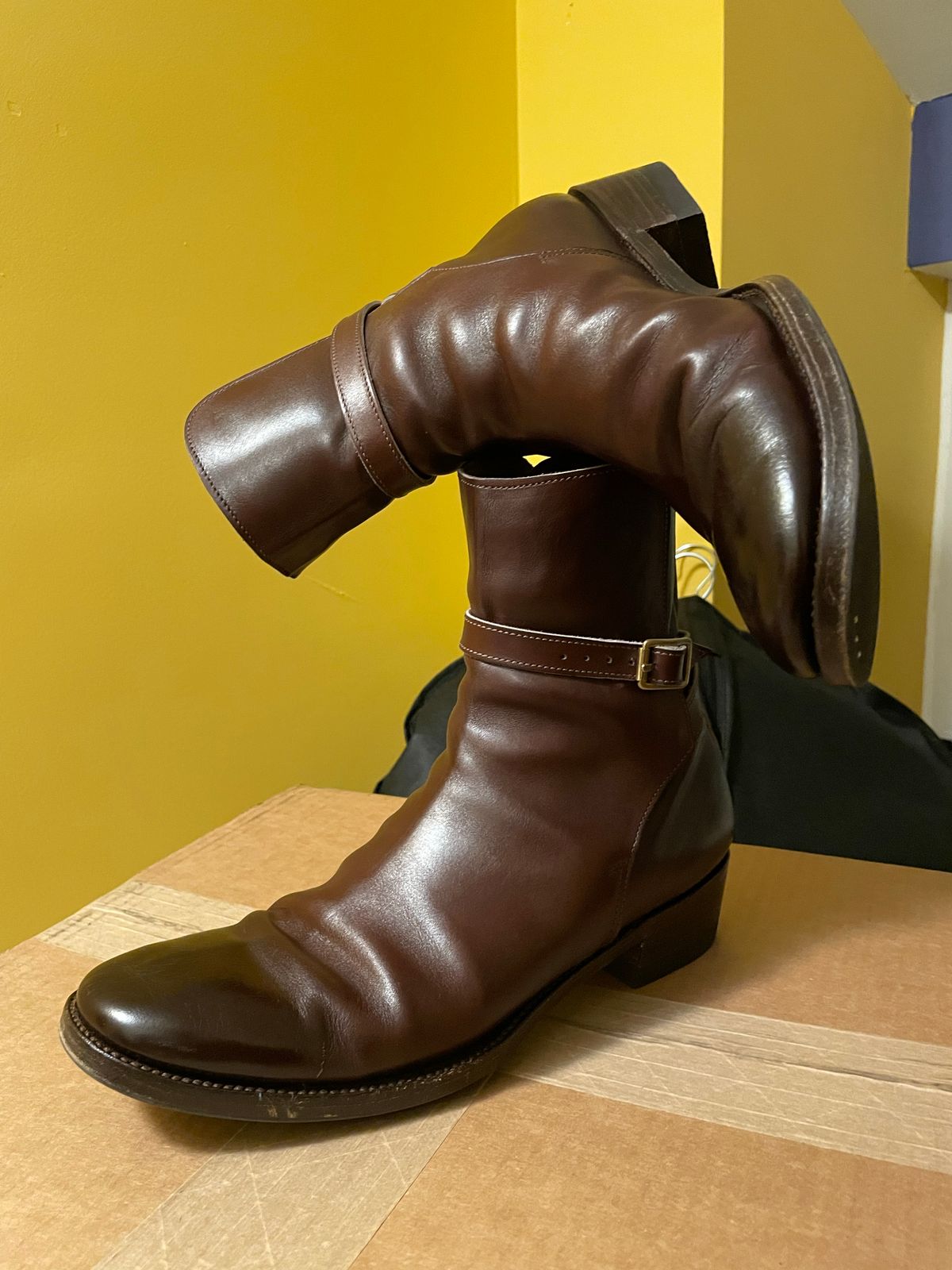 Photo by harshhappens on December 4, 2022 of the Clinch Jodhpur Boots in Brown French Calfskin.