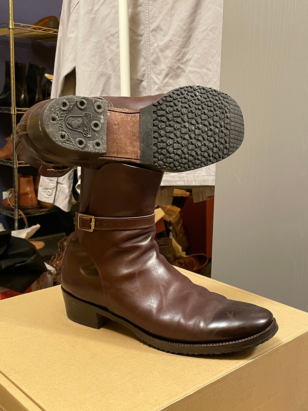 Photo by harshhappens on January 4, 2023 of the Clinch Jodhpur Boots in Brown French Calfskin.