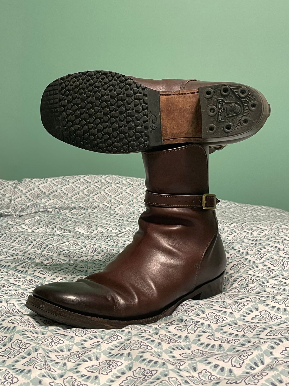 Photo by harshhappens on February 1, 2023 of the Clinch Jodhpur Boots in Brown French Calfskin.