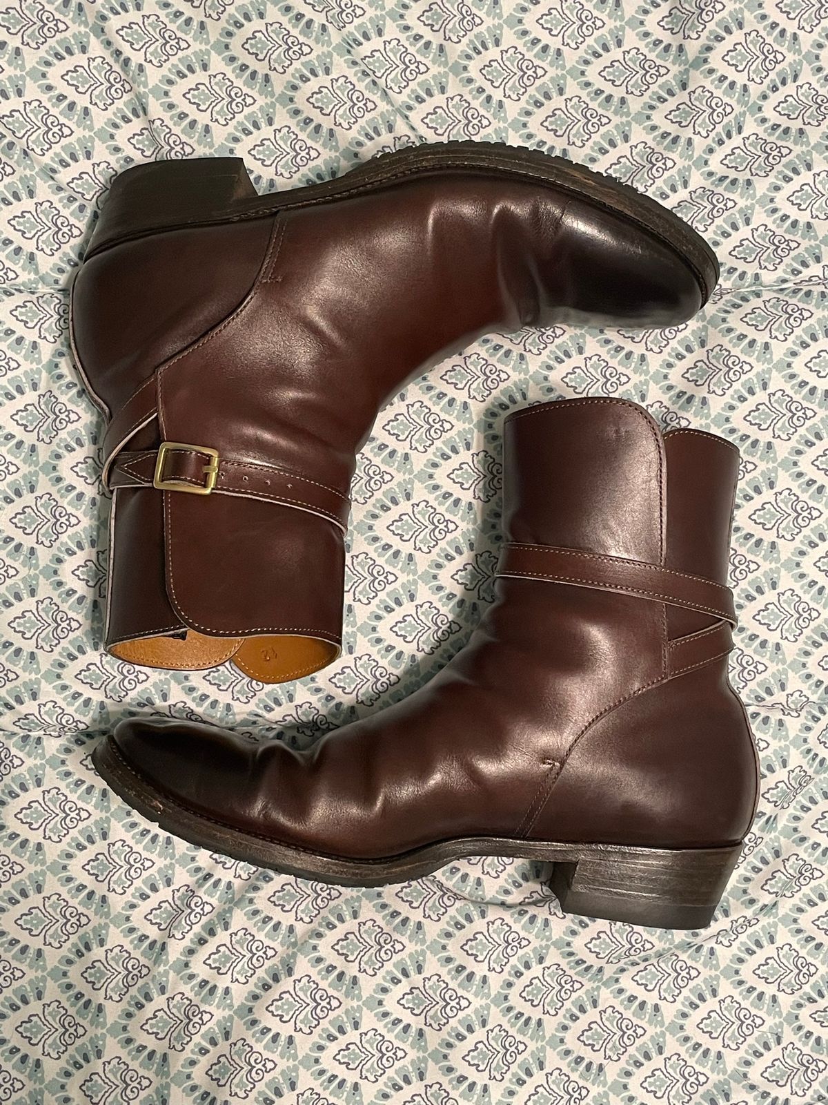 Photo by harshhappens on February 1, 2023 of the Clinch Jodhpur Boots in Brown French Calfskin.