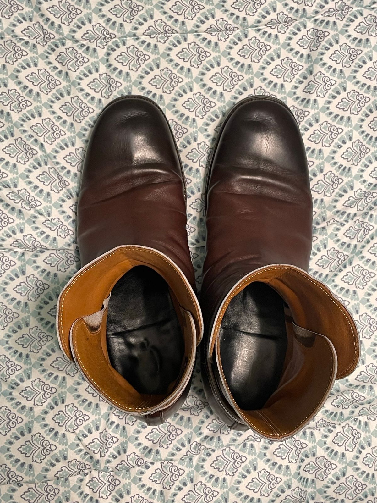 Photo by harshhappens on February 1, 2023 of the Clinch Jodhpur Boots in Brown French Calfskin.