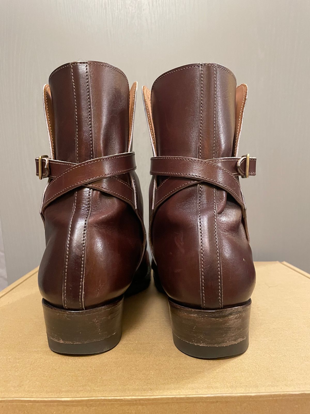 Photo by harshhappens on March 2, 2023 of the Clinch Jodhpur Boots in Brown French Calfskin.