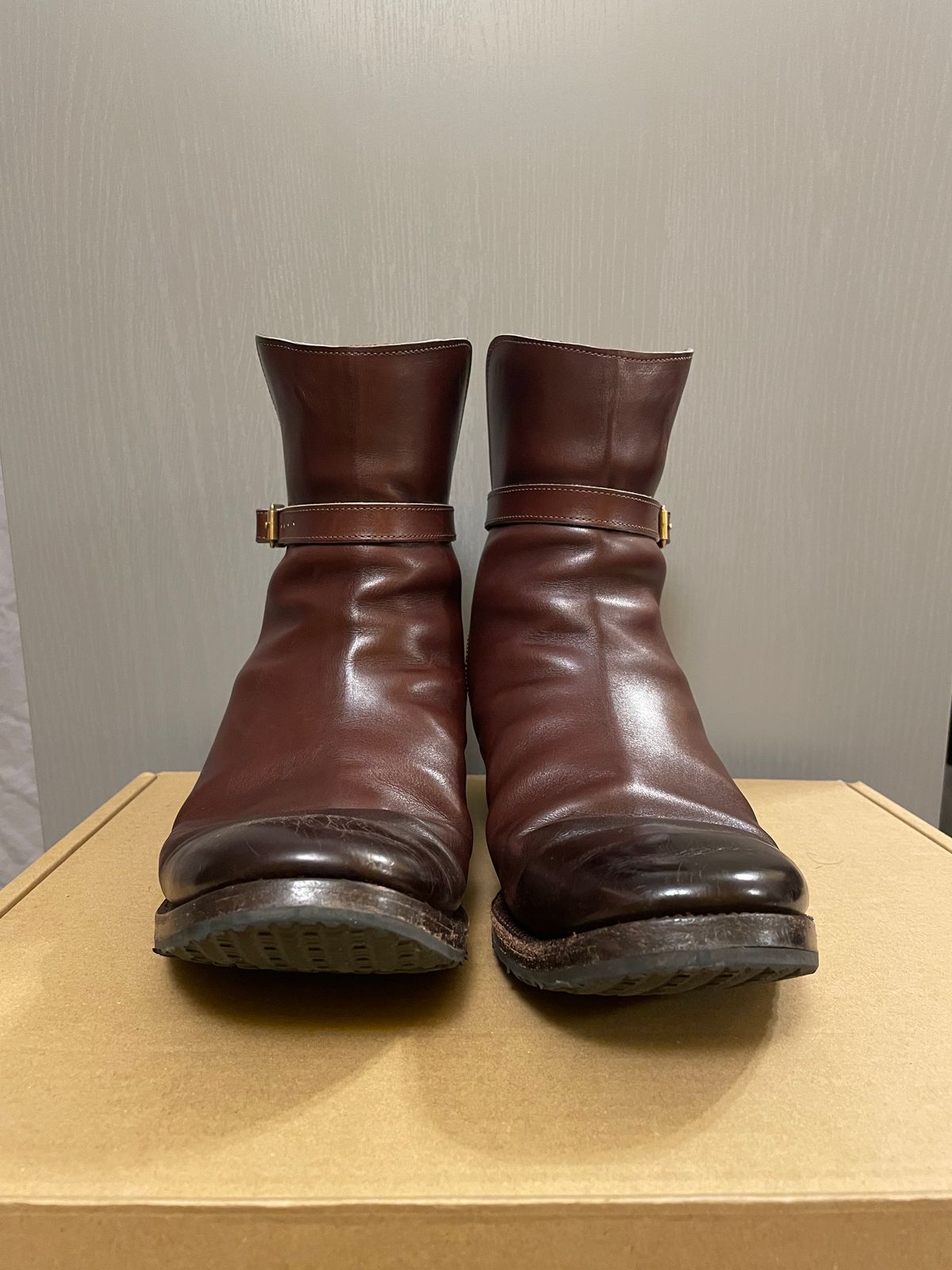 Photo by harshhappens on March 2, 2023 of the Clinch Jodhpur Boots in Brown French Calfskin.