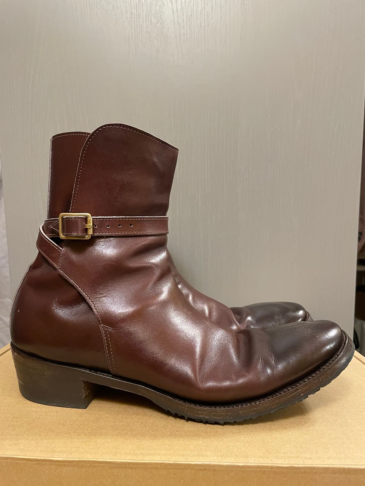 Photo by harshhappens on March 2, 2023 of the Clinch Jodhpur Boots in Brown French Calfskin.