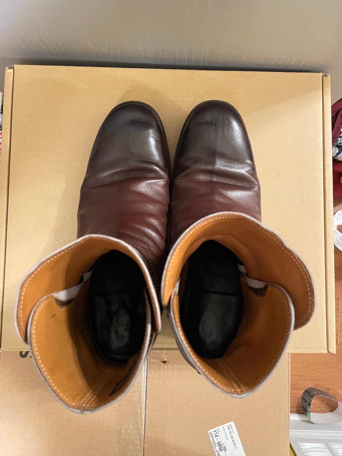 Photo by harshhappens on March 2, 2023 of the Clinch Jodhpur Boots in Brown French Calfskin.