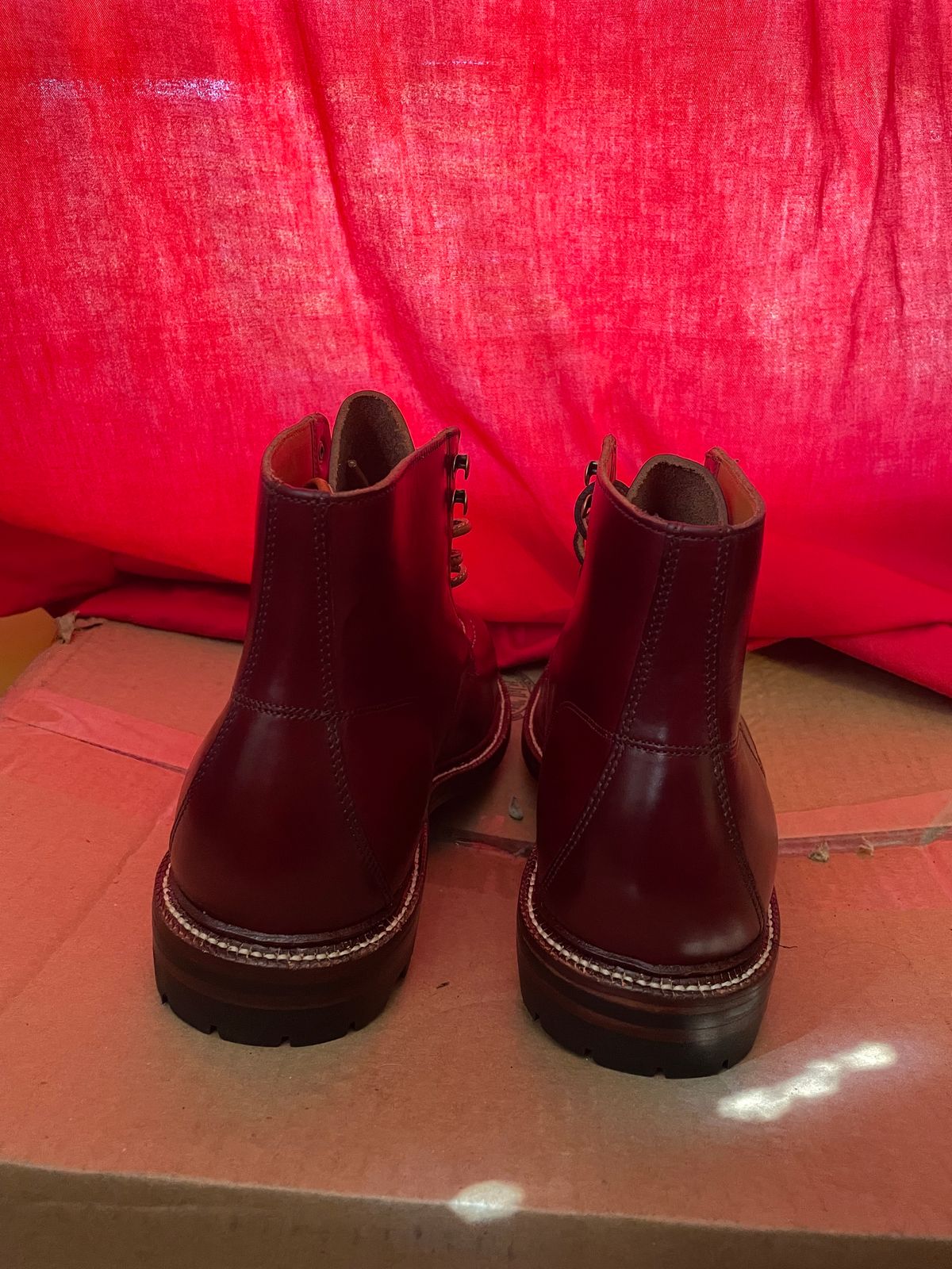 Photo by harshhappens on October 1, 2023 of the Grant Stone Brass Boot in Horween Color 8 Chromexcel.