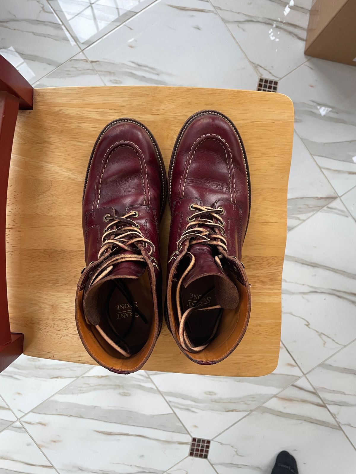 Photo by harshhappens on December 5, 2023 of the Grant Stone Brass Boot in Horween Color 8 Chromexcel.