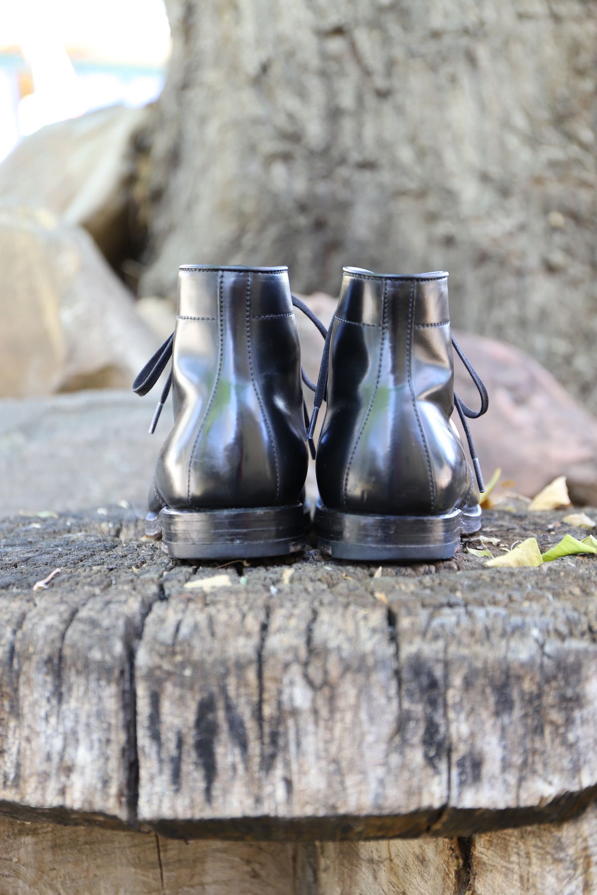 Photo by whippoorwill on November 1, 2022 of the Alden Perforated Cap Toe Boot in Horween Black Shell Cordovan.