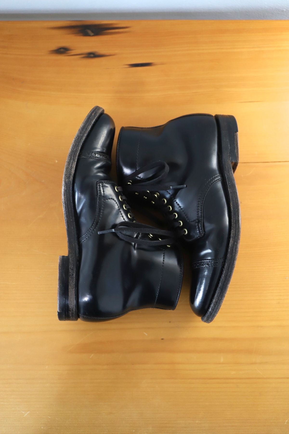 Photo by whippoorwill on December 2, 2022 of the Alden Perforated Cap Toe Boot in Horween Black Shell Cordovan.