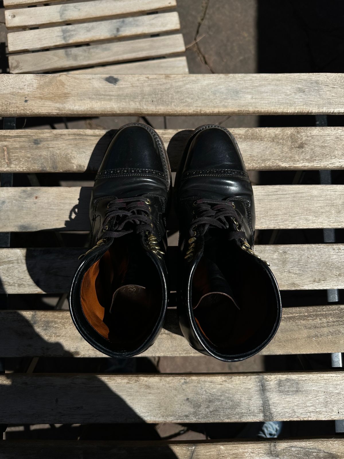 Photo by whippoorwill on April 1, 2023 of the Alden Perforated Cap Toe Boot in Horween Black Shell Cordovan.