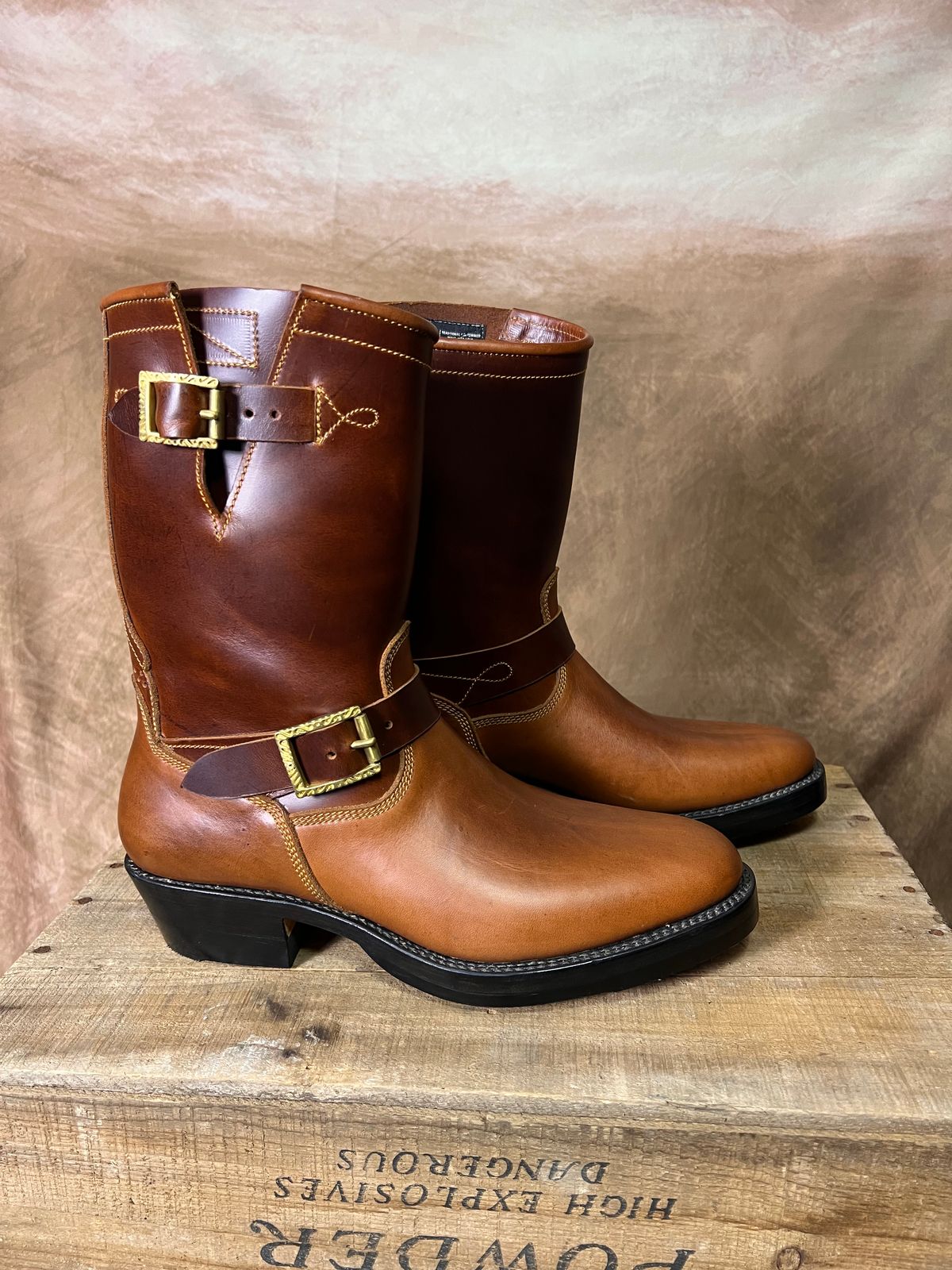 Photo by TheHobbyCobbler on September 30, 2025 of the Fortis Boots Yudistira Engineer Boots in Fortis Signature Indo Red Brown.