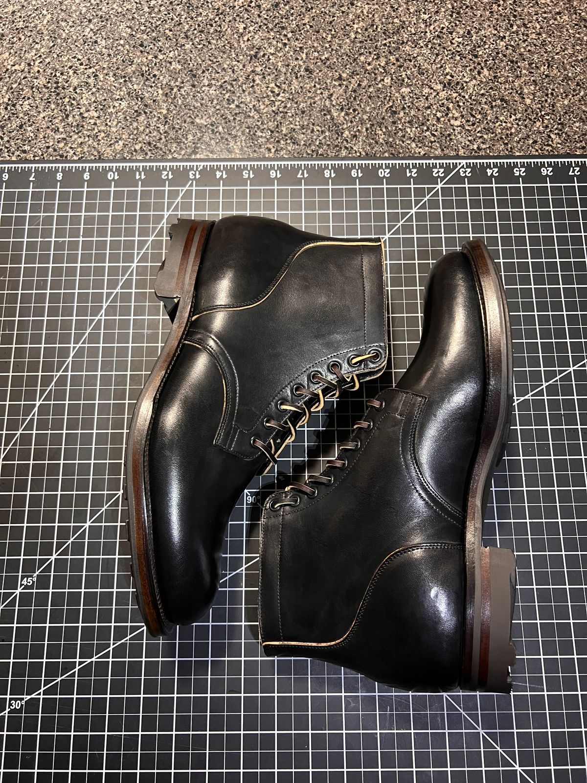 Photo by TheHobbyCobbler on November 1, 2024 of the Viberg Service Boot in Maryam Black Horsebutt.