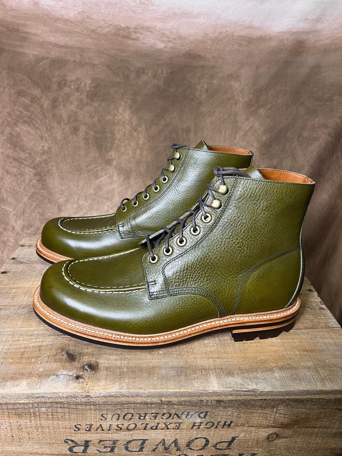 Photo by TheHobbyCobbler on September 30, 2025 of the Grant Stone Brass Boot in Badalassi Carlo Oliva Minerva Liscio.