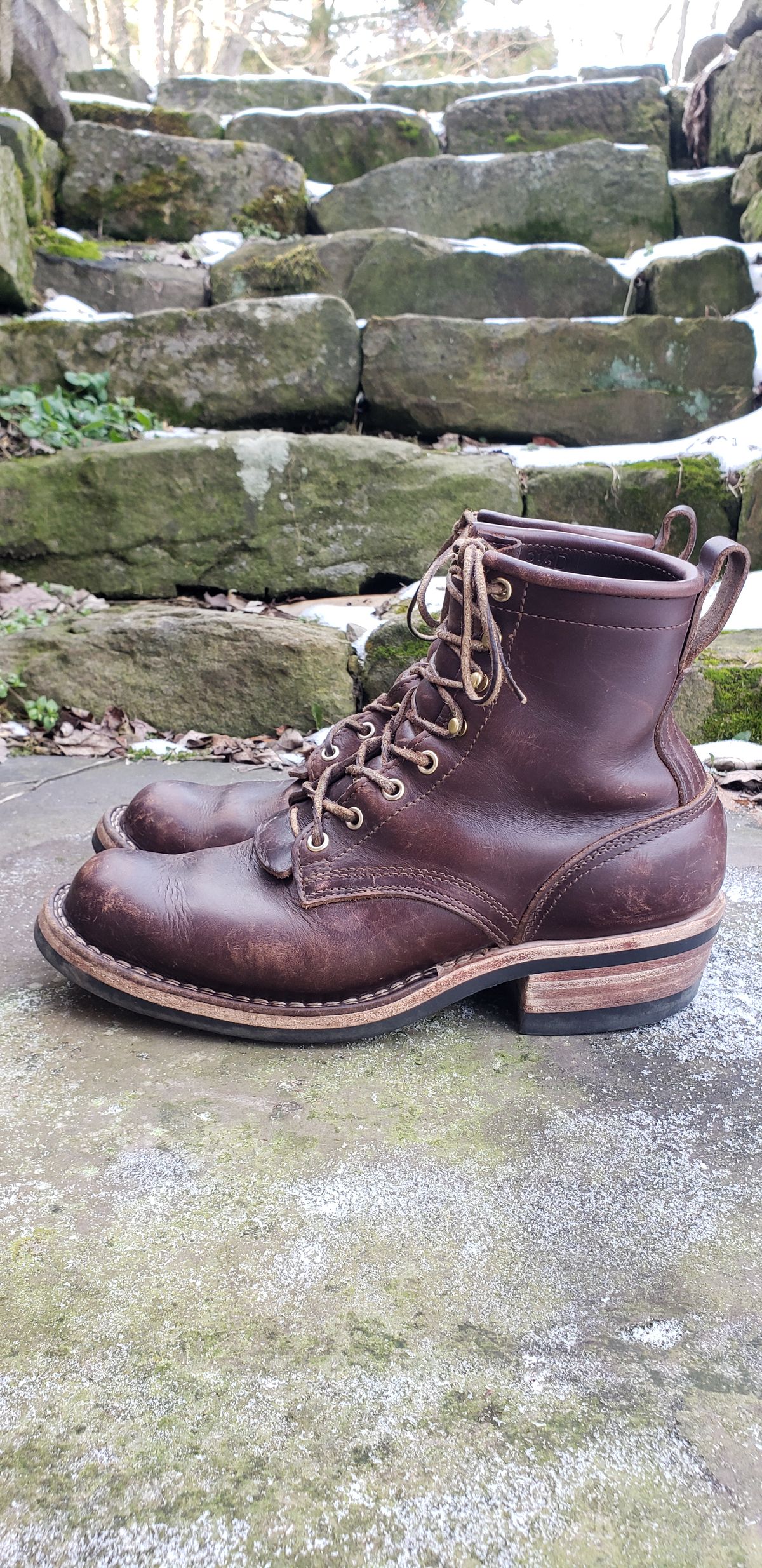 Photo by SamuelO on February 2, 2023 of the Nicks Robert in Horween Brown Chromexcel.