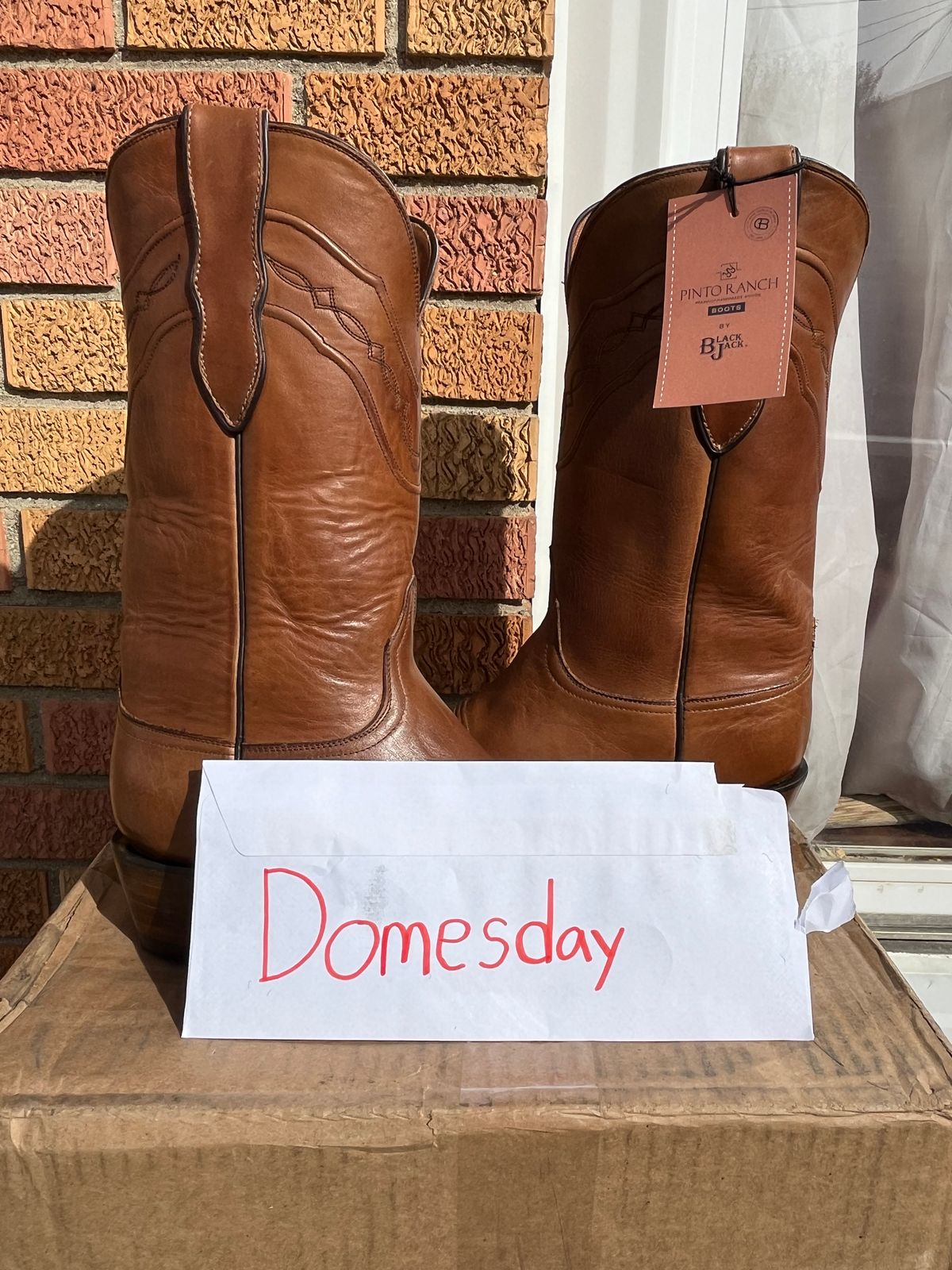 Photo by YourBrother on October 1, 2024 of the Blackjack Boots Cowboy in Burnished Peanut.