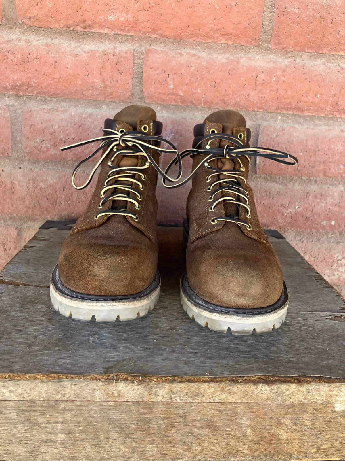 Photo by shank.sinatra on October 1, 2025 of the White's Chore Boot in Seidel Distressed Roughout.
