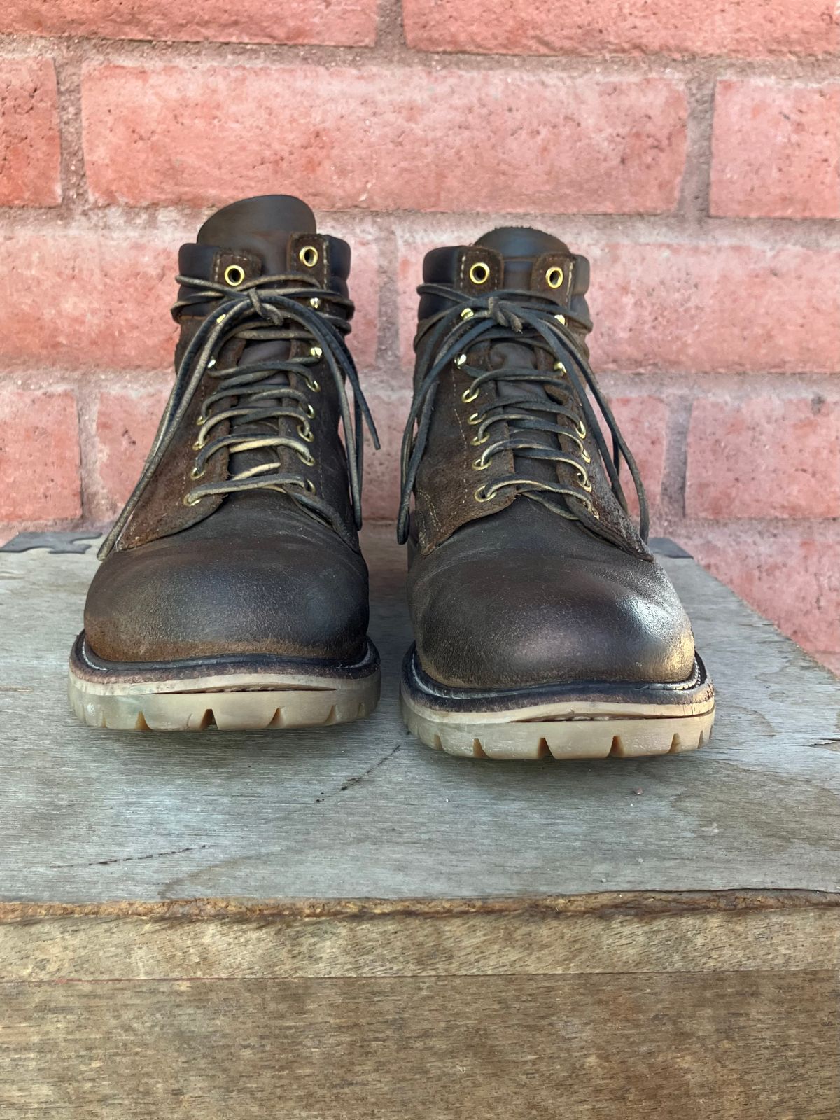 Photo by shank.sinatra on November 2, 2025 of the White's Chore Boot in Seidel Distressed Roughout.