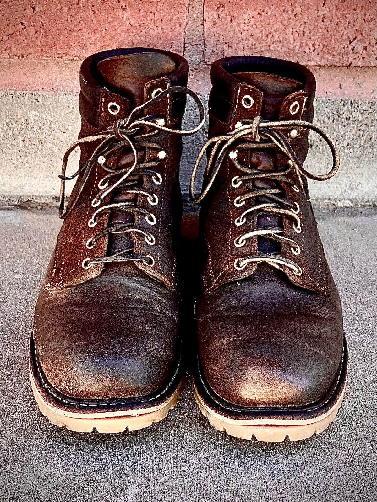 Photo by shank.sinatra on December 2, 2025 of the White's Chore Boot in Seidel Distressed Roughout.