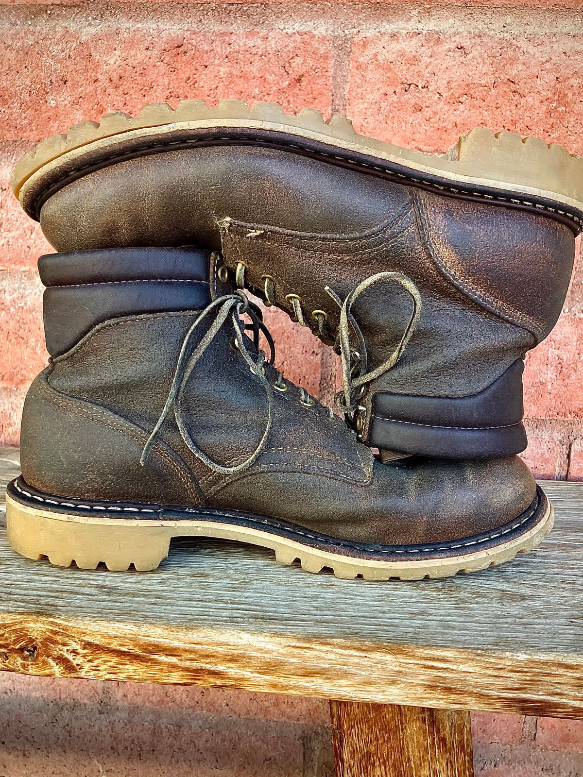 Photo by shank.sinatra on February 24, 2026 of the White's Chore Boot in Seidel Distressed Roughout.