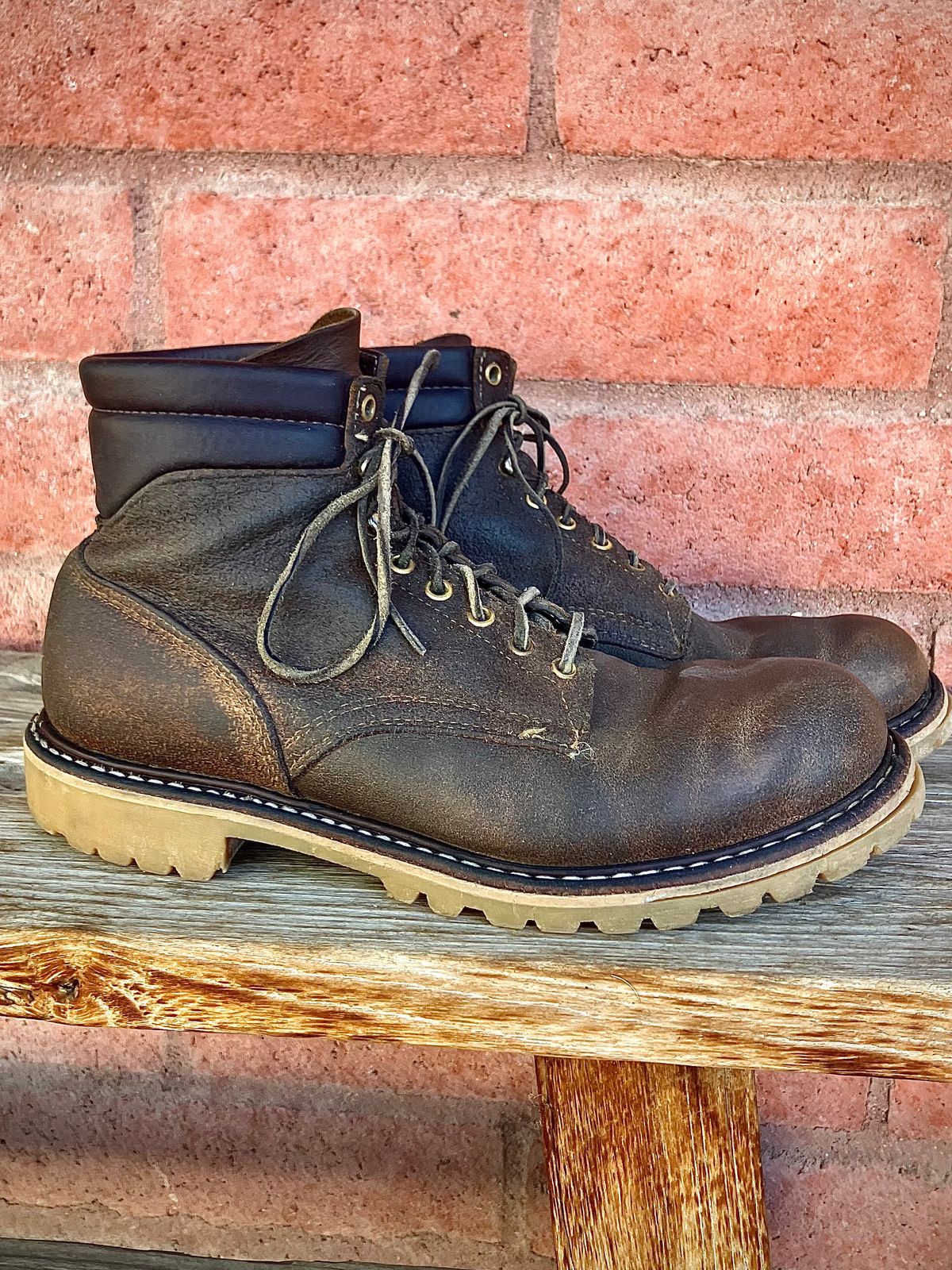 Photo by shank.sinatra on February 24, 2026 of the White's Chore Boot in Seidel Distressed Roughout.
