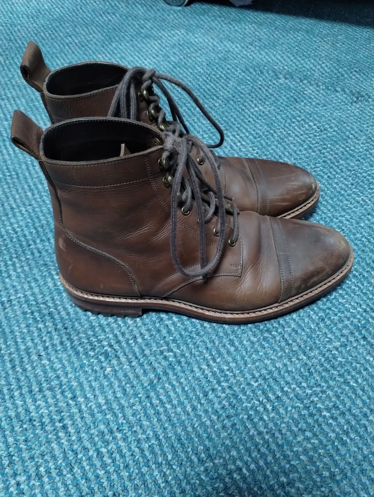 Photo by ScoutZekey on January 2, 2024 of the Blkbrd Shoemaker Dixon Cap Toe Derby Boot in Unknown Leather.