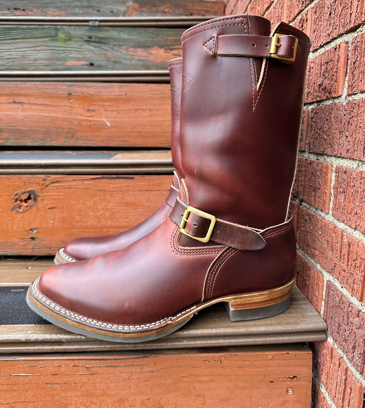 Photo by twg7 on October 2, 2022 of the Wesco Mister Lou in Horween Umber Chromexcel.