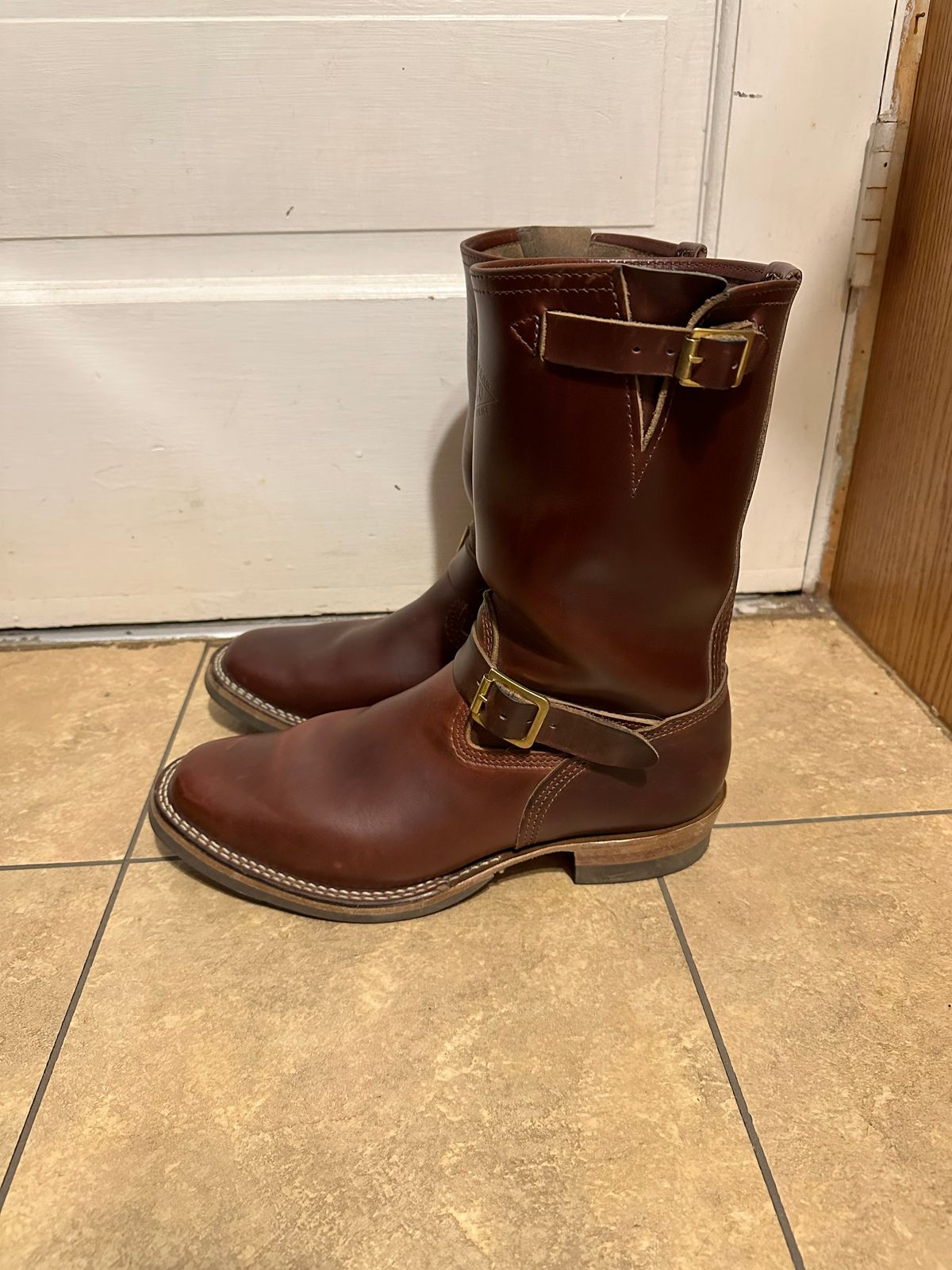 Photo by twg7 on November 6, 2022 of the Wesco Mister Lou in Horween Umber Chromexcel.