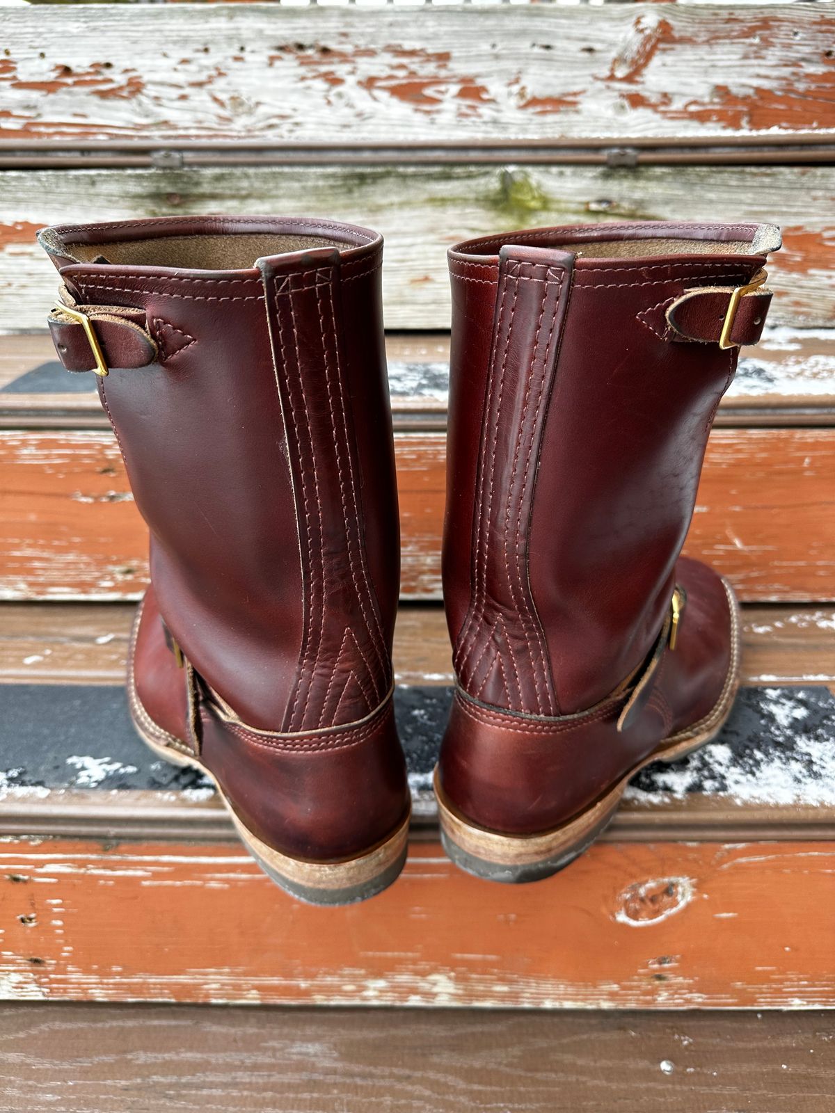 Photo by twg7 on January 1, 2023 of the Wesco Mister Lou in Horween Umber Chromexcel.