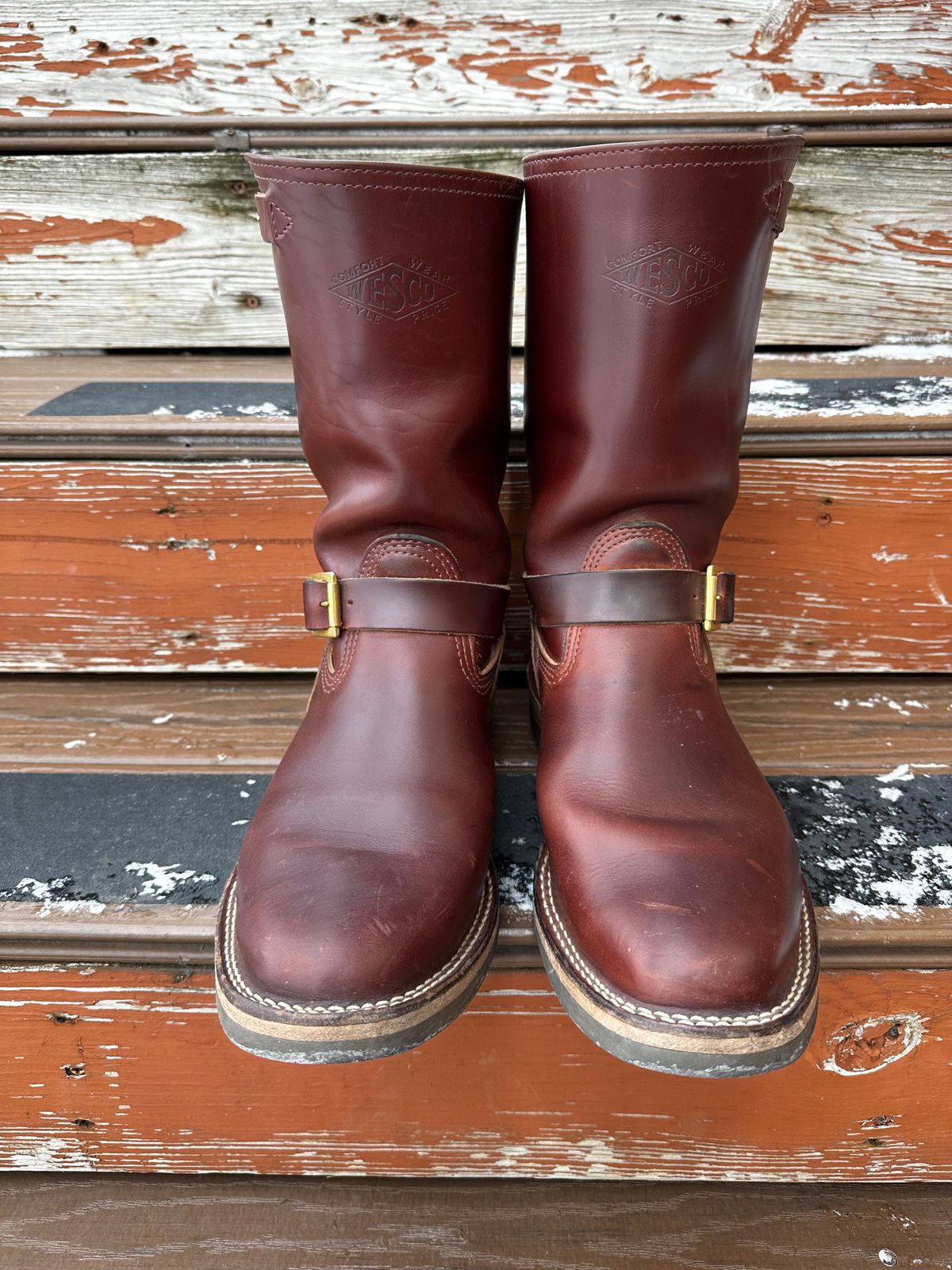Photo by twg7 on January 1, 2023 of the Wesco Mister Lou in Horween Umber Chromexcel.