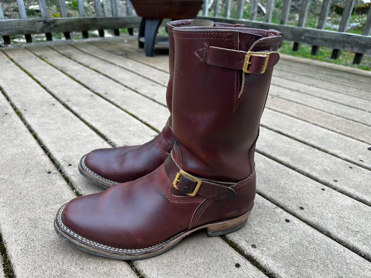 Photo by twg7 on April 1, 2023 of the Wesco Mister Lou in Horween Umber Chromexcel.