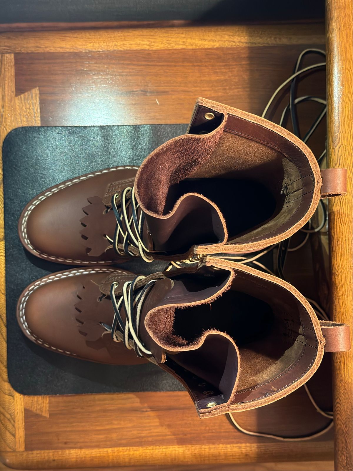 Photo by adosreis on November 1, 2023 of the Nicks Ranger in Seidel 1964 Brown.