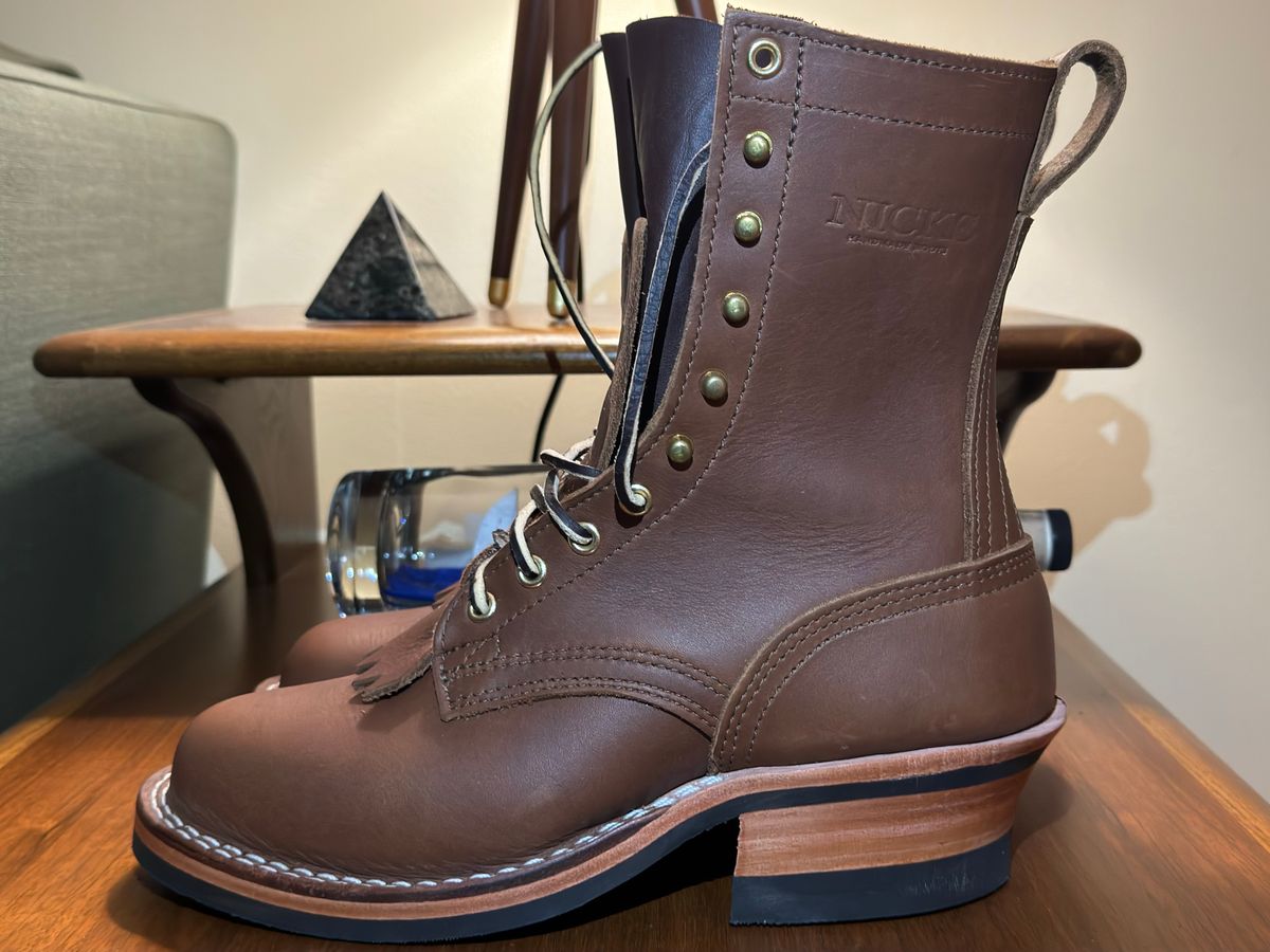 Photo by adosreis on November 1, 2023 of the Nicks Ranger in Seidel 1964 Brown.