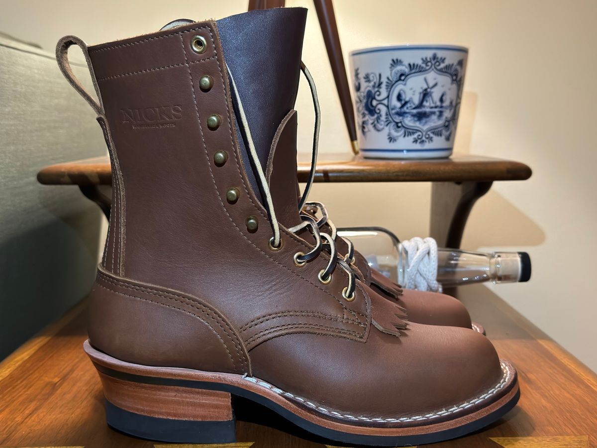 Photo by adosreis on November 1, 2023 of the Nicks Ranger in Seidel 1964 Brown.