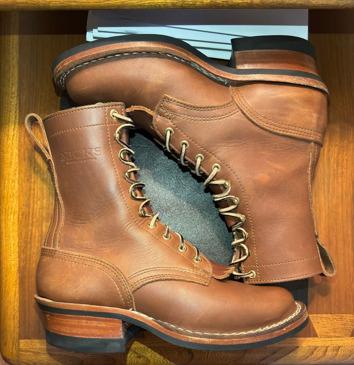Photo by adosreis on December 5, 2023 of the Nicks Ranger in Seidel 1964 Brown.