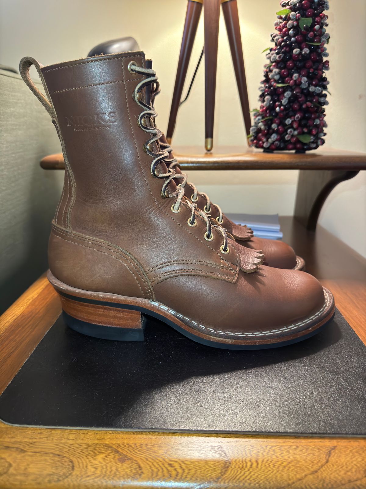 Photo by adosreis on December 5, 2023 of the Nicks Ranger in Seidel 1964 Brown.
