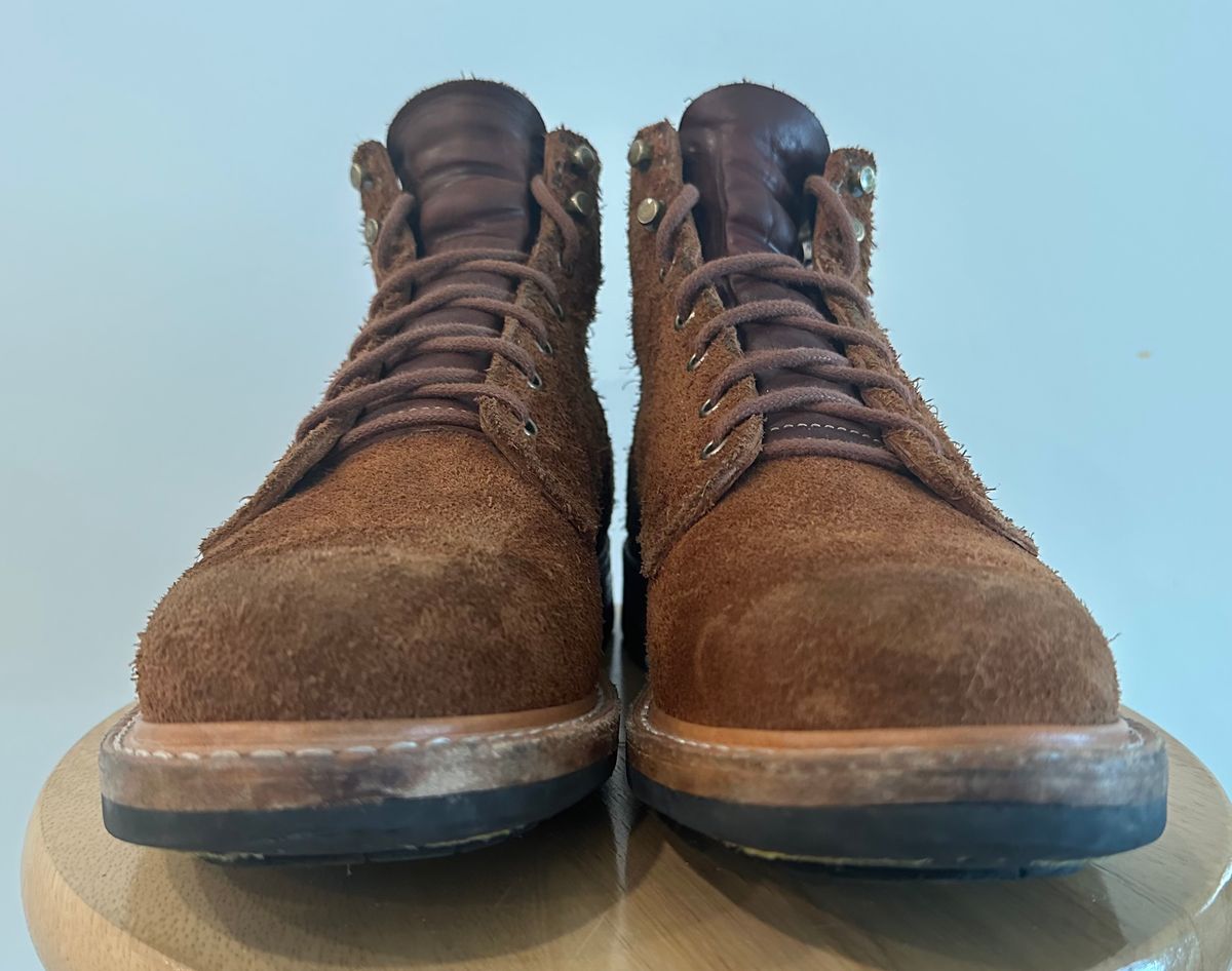 Photo by adosreis on January 4, 2023 of the Truman Service Boot in Cattail Grizzly Roughout.