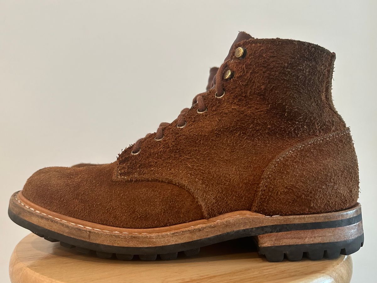 Photo by adosreis on January 4, 2023 of the Truman Service Boot in Cattail Grizzly Roughout.