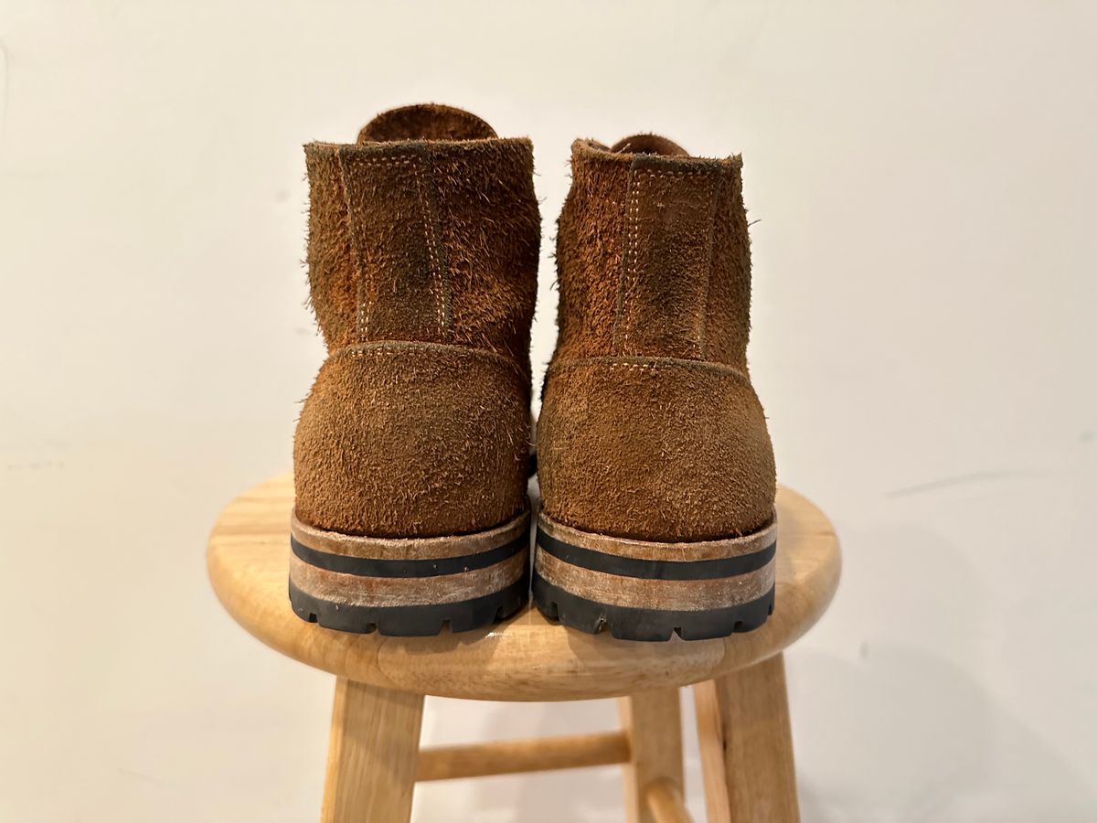 Photo by adosreis on February 6, 2023 of the Truman Service Boot in Cattail Grizzly Roughout.