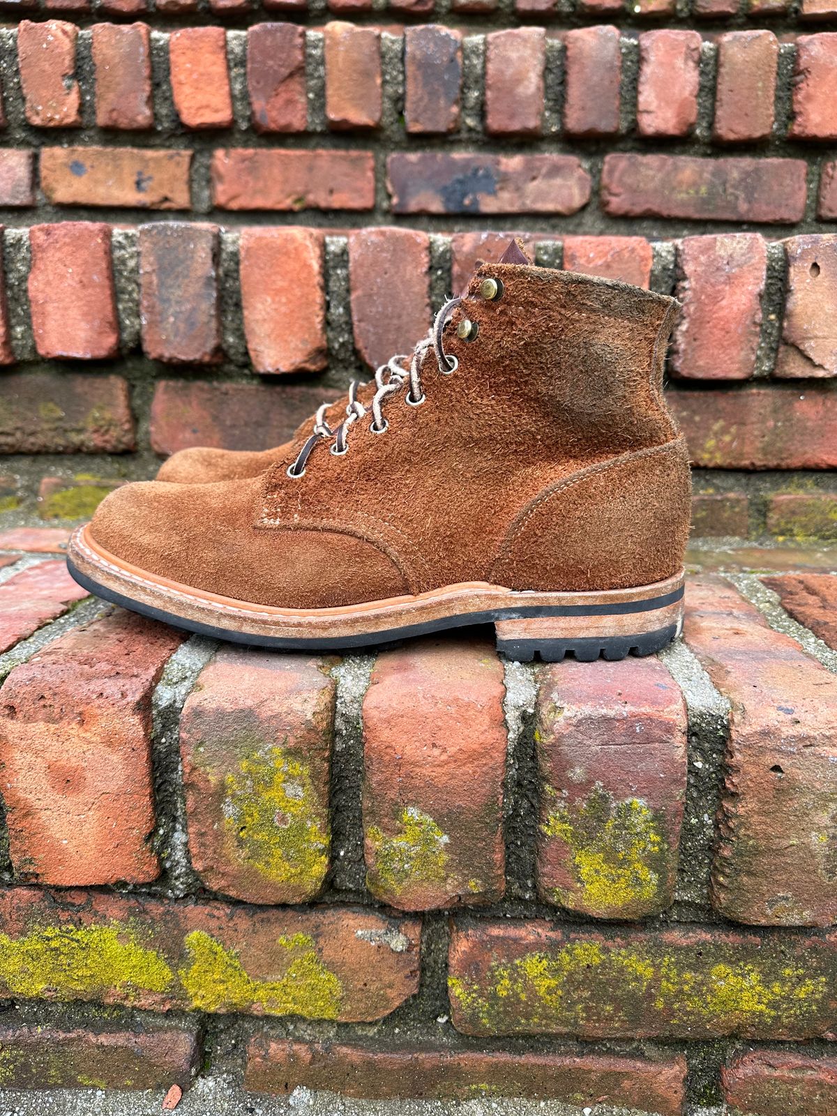 Photo by adosreis on March 4, 2023 of the Truman Service Boot in Cattail Grizzly Roughout.