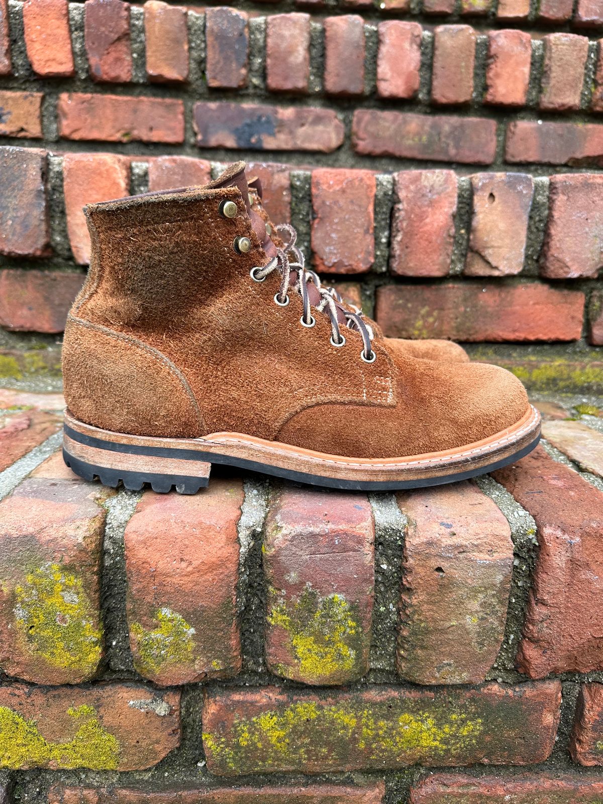 Photo by adosreis on March 4, 2023 of the Truman Service Boot in Cattail Grizzly Roughout.