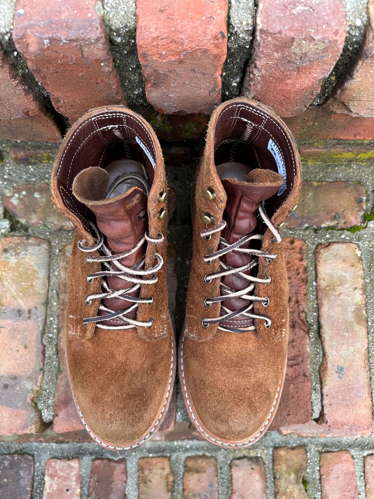 Photo by adosreis on March 4, 2023 of the Truman Service Boot in Cattail Grizzly Roughout.