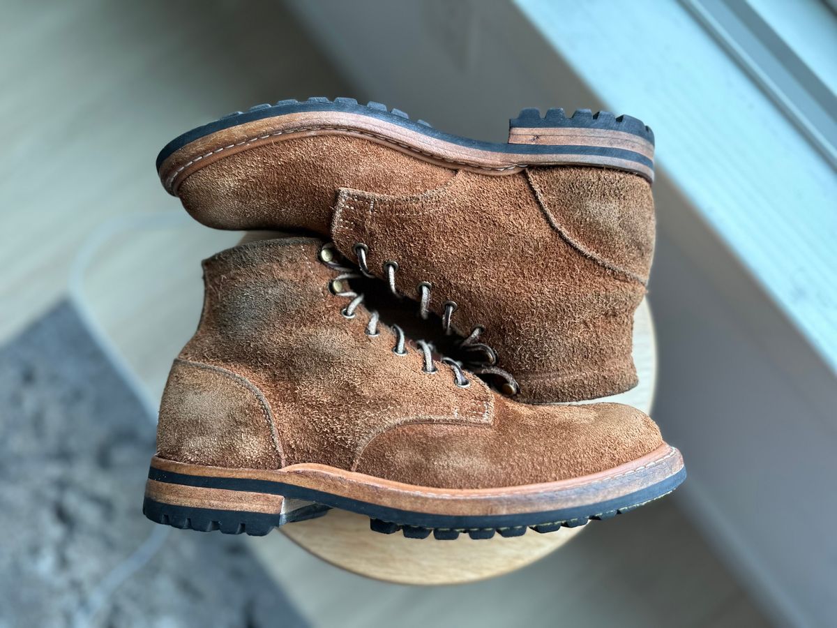 Photo by adosreis on April 5, 2023 of the Truman Service Boot in Cattail Grizzly Roughout.