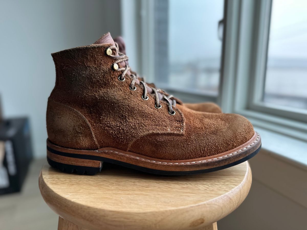 Photo by adosreis on April 5, 2023 of the Truman Service Boot in Cattail Grizzly Roughout.