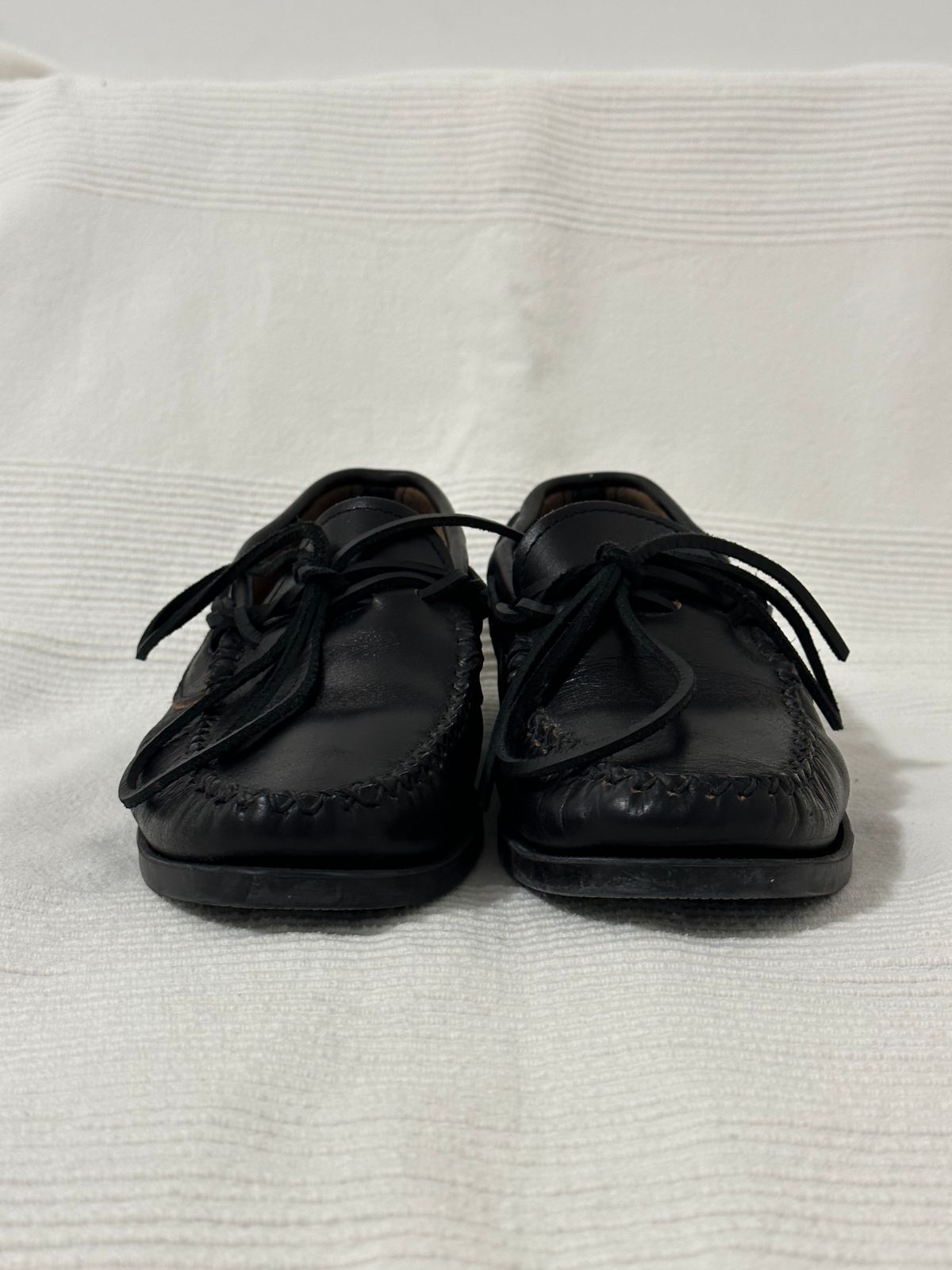 Photo by Snowcrashdenim on February 5, 2023 of the Yuketen Canoe Moc in Horween Black Chromexcel.