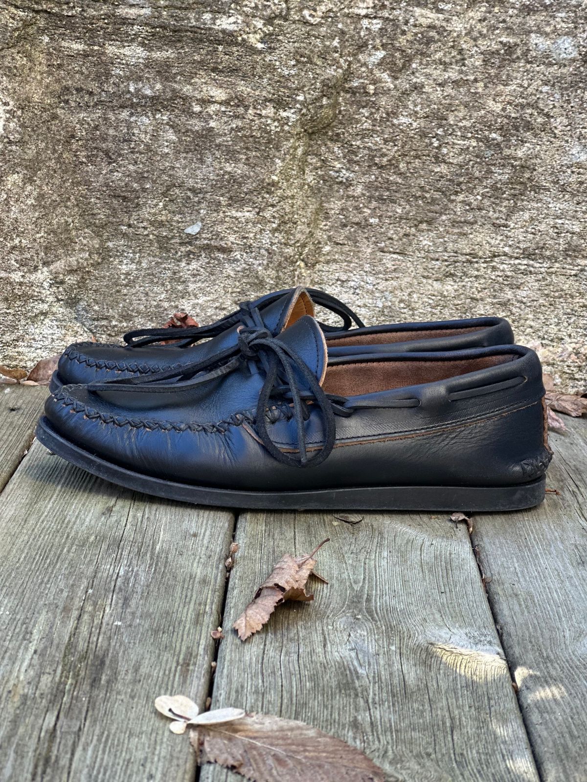 Photo by Snowcrashdenim on March 4, 2023 of the Yuketen Canoe Moc in Horween Black Chromexcel.