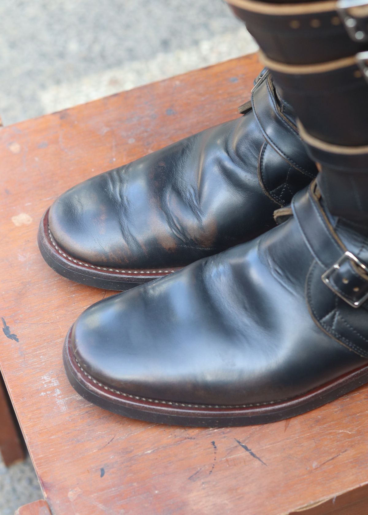 Photo by januardwijuang on February 3, 2026 of the Briselblack The Hanker Tanker Boots in S.B. Foot Black Dawson.