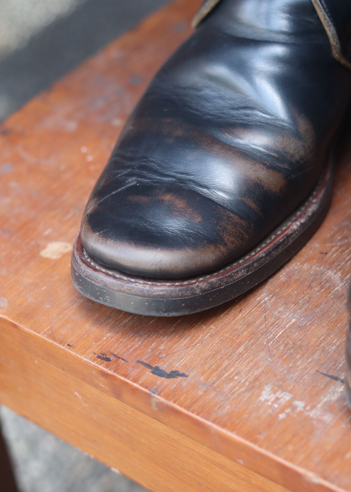 Photo by januardwijuang on March 31, 2026 of the Briselblack The Hanker Tanker Boots in S.B. Foot Black Dawson.