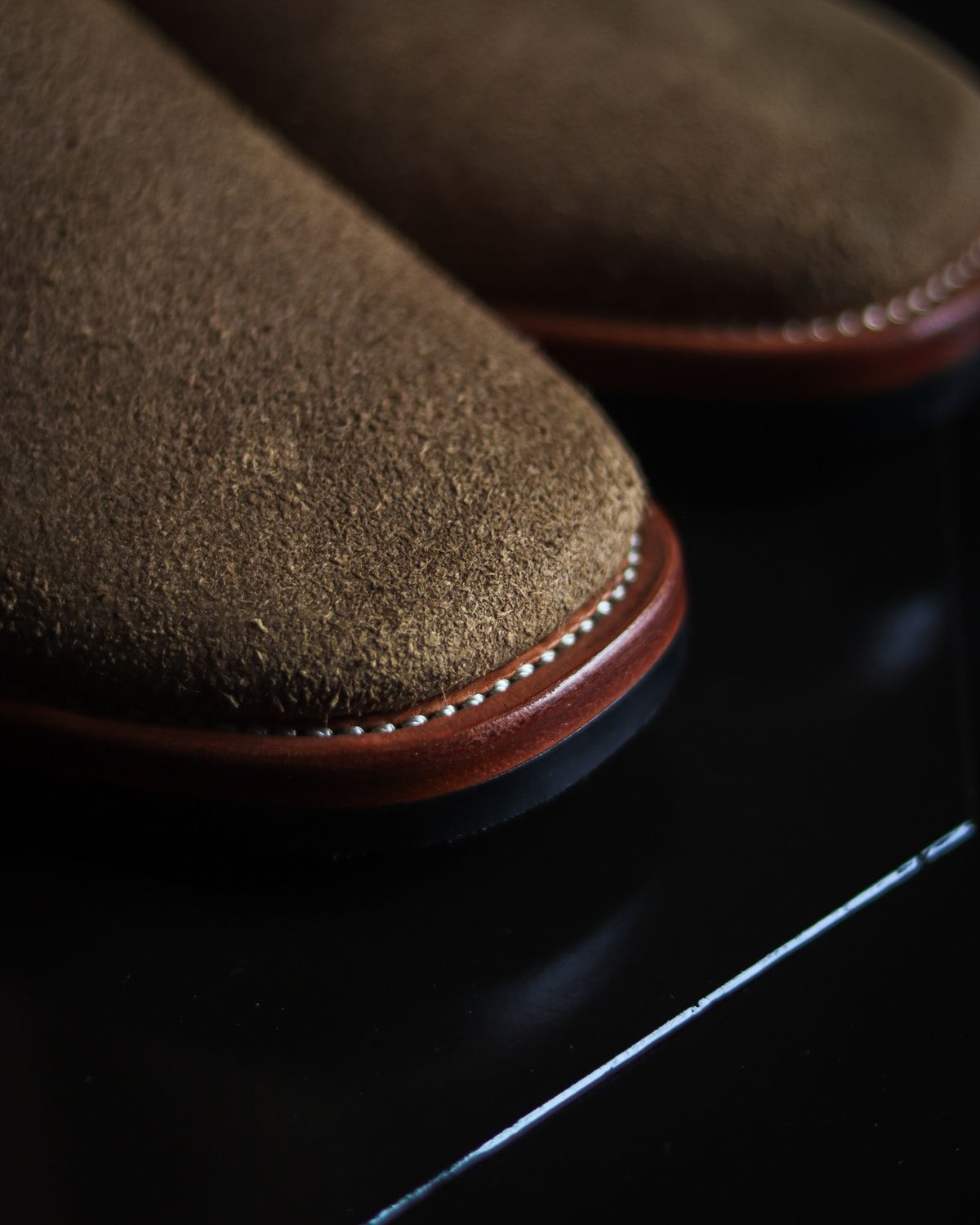 Photo by januardwijuang on June 7, 2025 of the Briselblack The Bullet Cowboy Boots in Horween Natural Chromexcel Roughout.