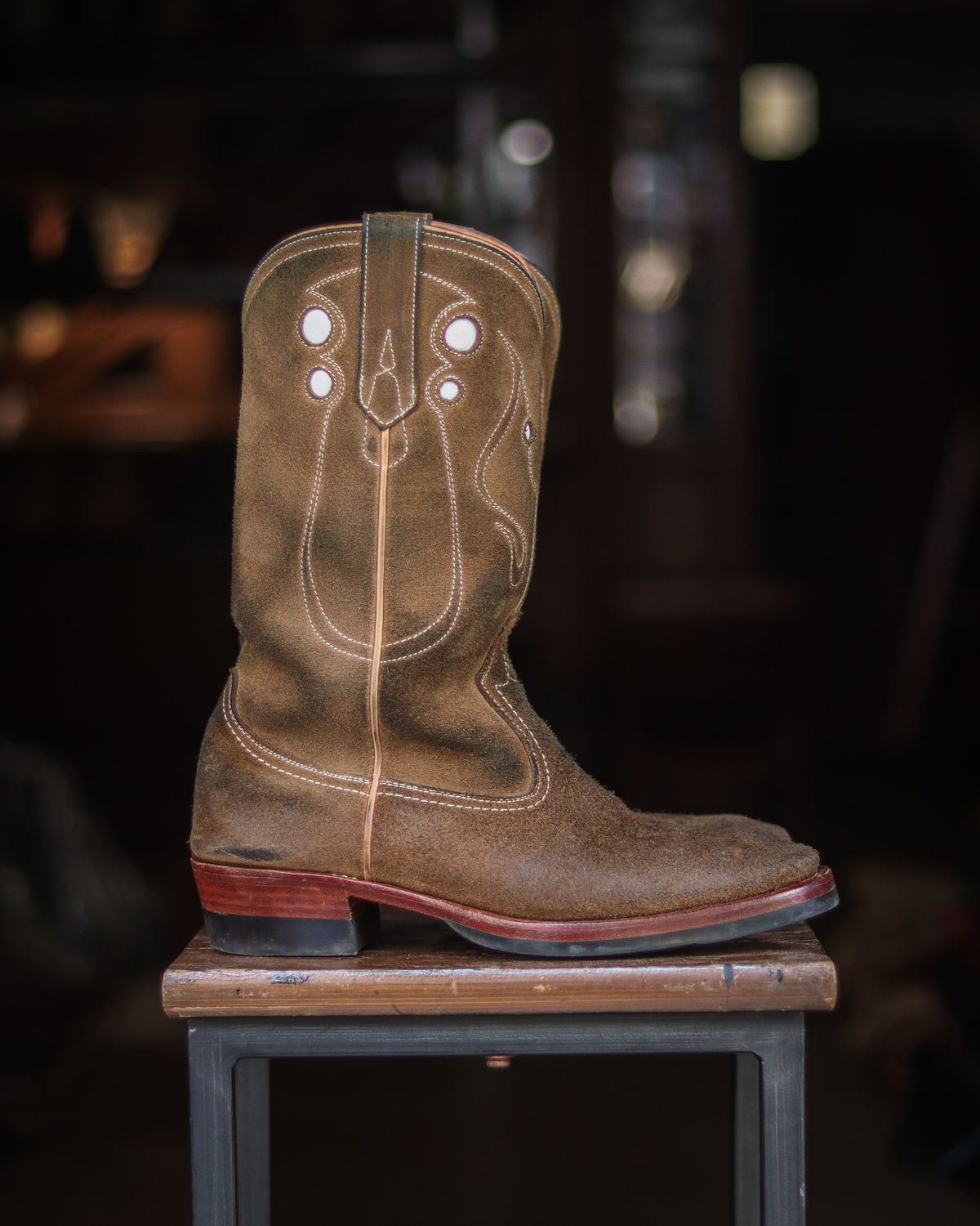 Photo by januardwijuang on September 14, 2025 of the Briselblack The Bullet Cowboy Boots in Horween Natural Chromexcel Roughout.