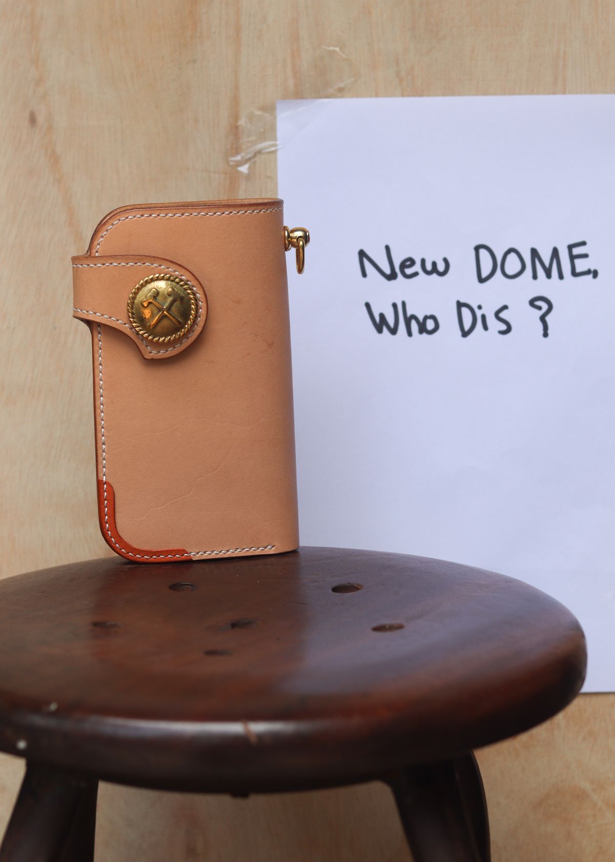 Photo by januardwijuang on October 1, 2025 of the Siege Leather Middle Concho Wallet in Indonesian Natural Veg Tan.